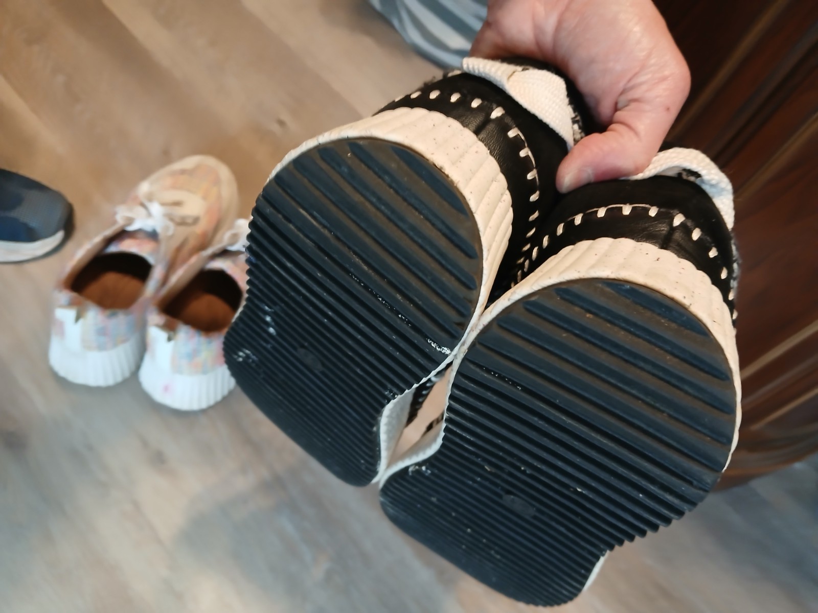 Universal Thread Brita Crochet Patchwork Fashion … - image 7