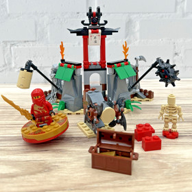 LEGO Ninjago: Mountain Shrine (2254) w/ Damaged Manual