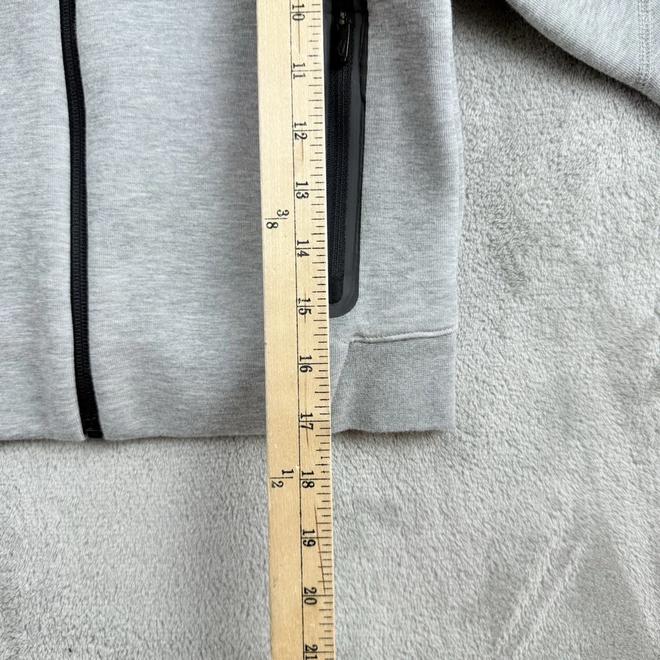 Jaqueta Nike infantil masculina 6/7 anos cinza preta colorblock zíper completo com capuz externa - Imagem 4 de 4