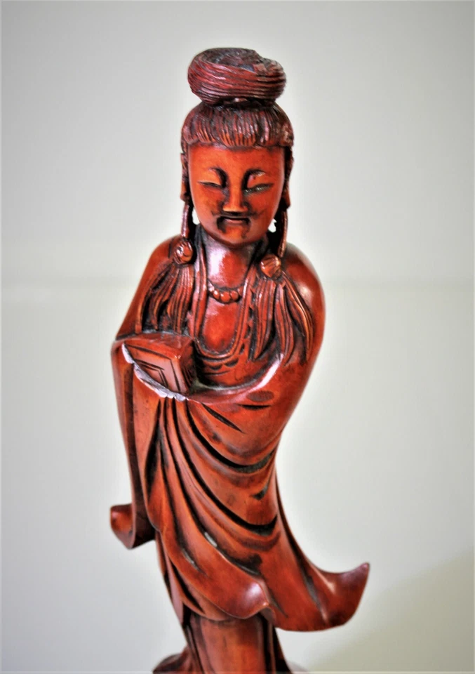 Estatuilla tallada china oriental asiática de madera dura Kwan Yin de colección Foto 3 de 4