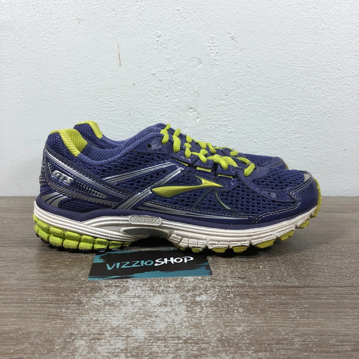 Brooks Adrenaline GTS 13 Purple Road Running Women s 6.5 B Medium
