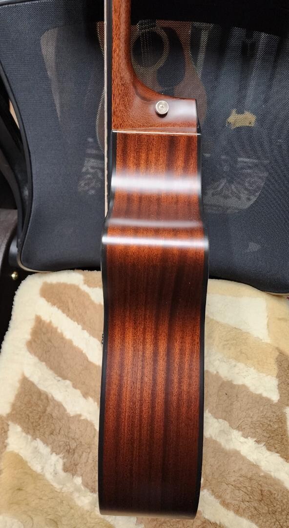 最終値下げ Taylor 316-ce ES2 2017年製 純正ハードケース付 Taylor 316-ce ES2 2017 Model Acoustic Guitar with Original