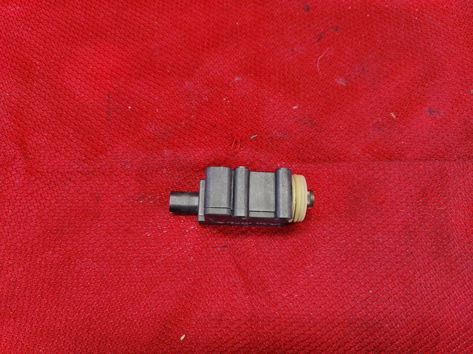 BMW Z3 1996-2002 gasolina llenado de combustible cuello puerta tapa cierre pestillo actuador motor OEM Foto 2 de 4