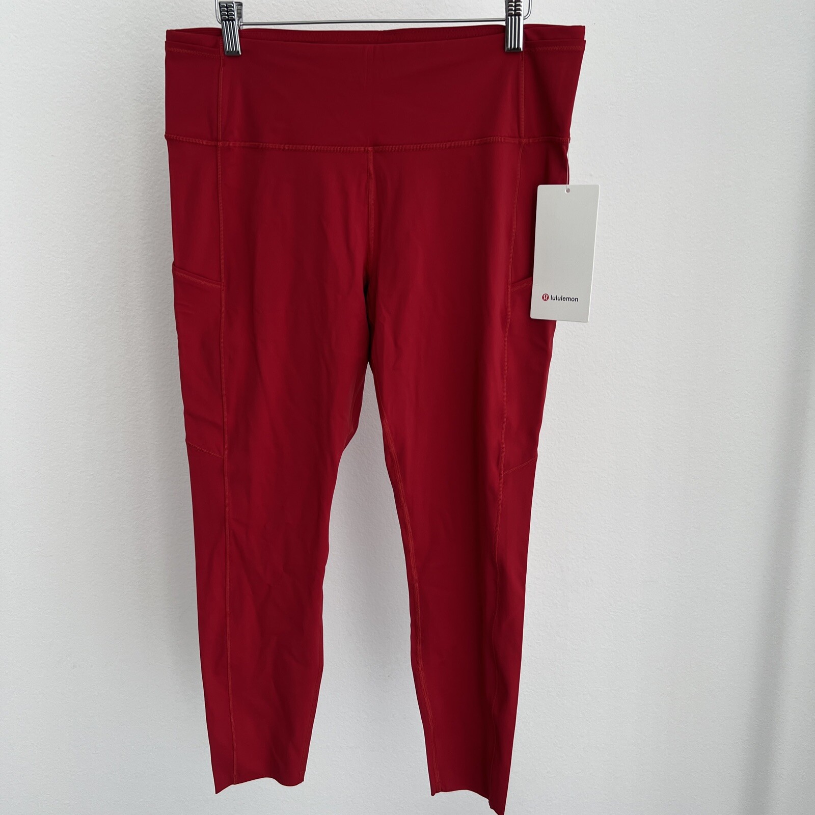 Lululemon Fast Free HR Tight 25” NWT Size 14 Dark Red DKRD Nulux Rare Pockets