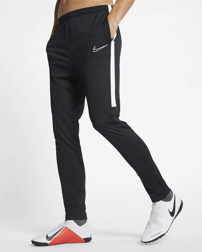 NIKE Men's Academy Tapered Football 