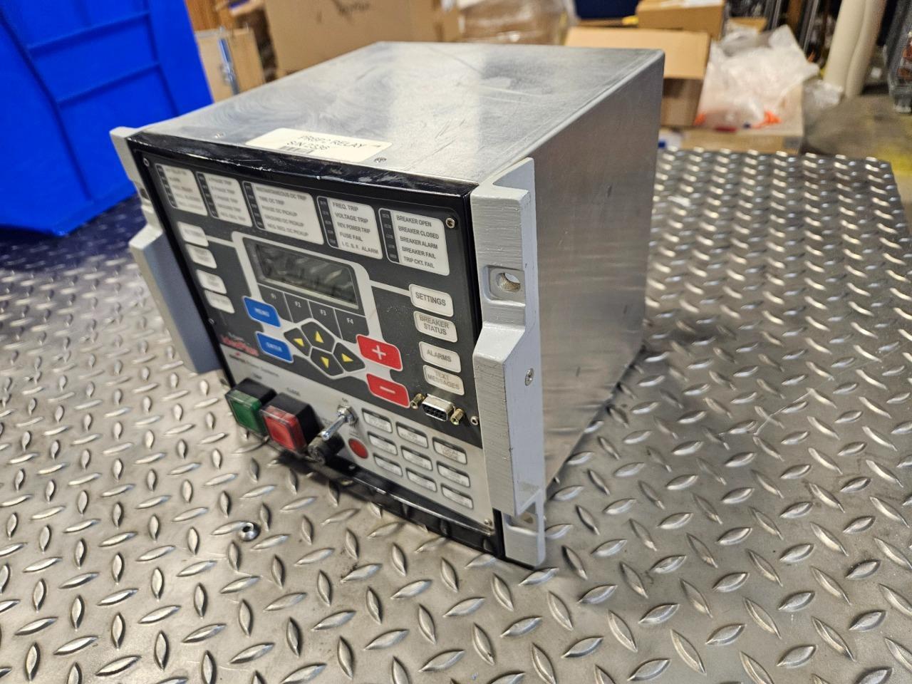 Cooper Power Systems Edison IdeaPlus PR6P2D10E1551SC3 Relay Controller ...