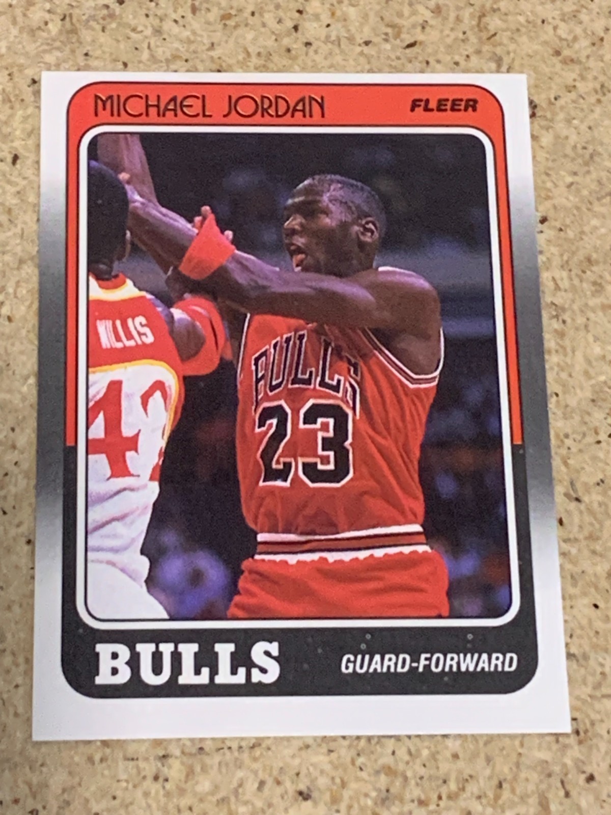 88/89 Fleer MICHAEL JORDAN #17 very nice sharp corners