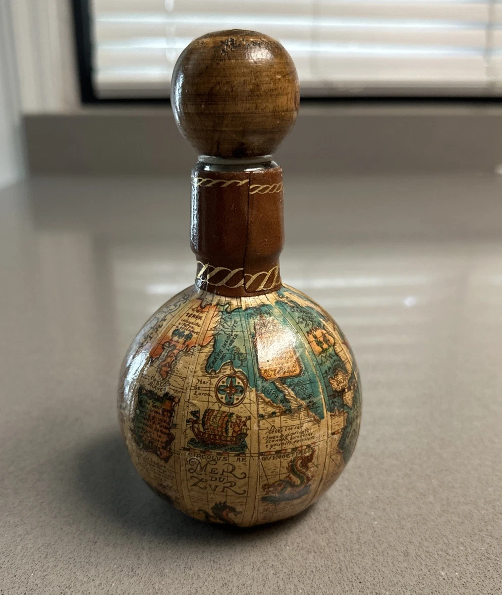 ⭐︎イタリア製1950〜70年代製造レザー巻きデカンタビンテージ⭐︎ Leather Decanter Italy In Collectible Decanters (1970-Now) for