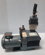 LEYBOLD TRIVAC D16B Two Stage Rotary Vane Vacuum Pump 5K43PG3008 Edwards EMF20