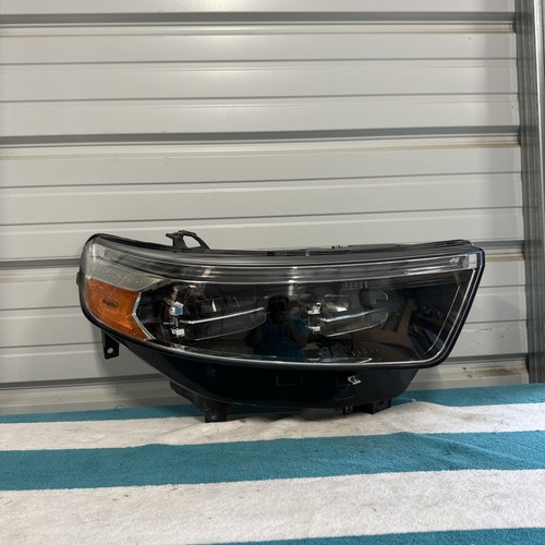 NICE !! OEM Ford Passenger Side LED Headlight LB5Z-13008-CZ Explorer 2020-2023