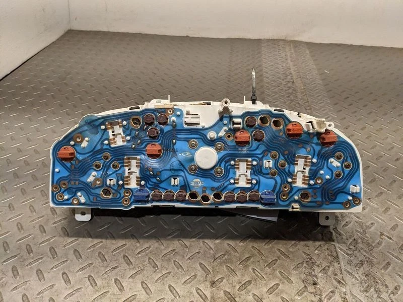 1994-1997 Nissan Pickup Speedometer Tachometer Instrument Cluster Head Only Oem Foto 2 de 4