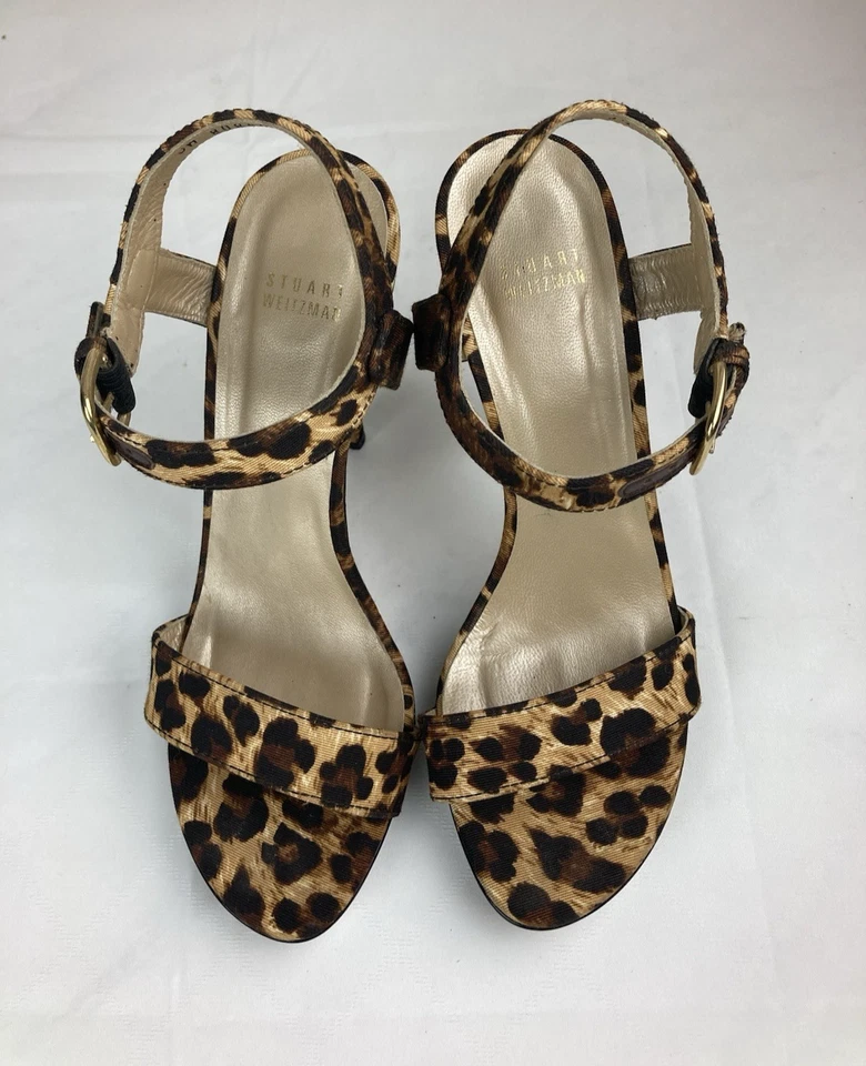 Sandalia de aguja con plataforma Stuart Weitzman para mujer talla 9,5 M marrón leopardo nailon Foto 4 de 4