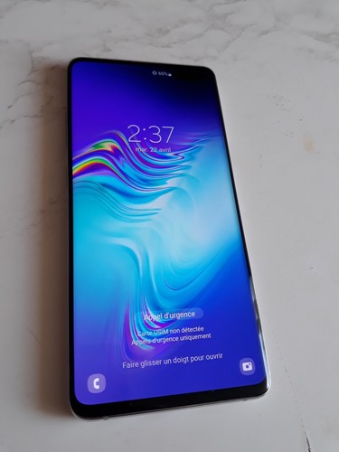 Samsung Galaxy S10 5G argent 256 go 8 go ram - Photo 2/5