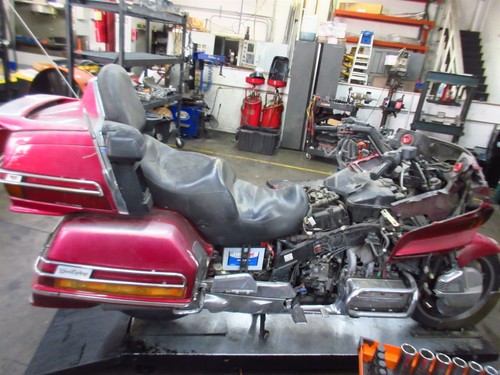 1997 95-00 Honda GL1500 Goldwing Rear Back Trunk Cover Upper Spoiler Fairing - Picture 9 of 9
