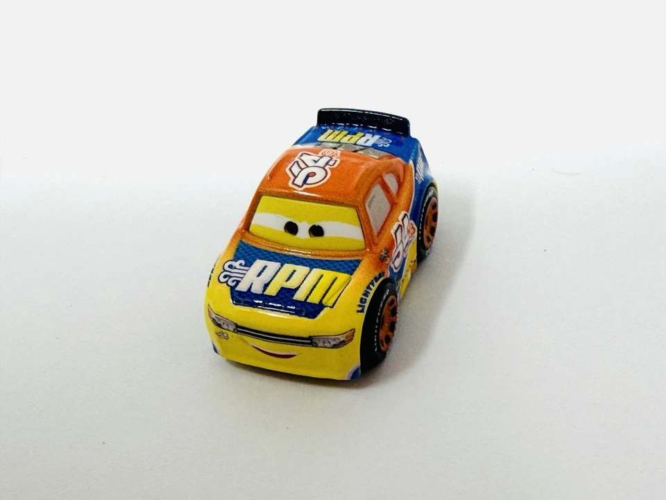Disney Pixar Cars 2017 Metal Mini Racers BRUCE MILLER RPM #18 WAVE 3 - Image 3 of 4