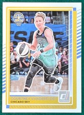 Courtney Vandersloot - 2025 Donruss WNBA #34 - Chicago Sky Basketball Card