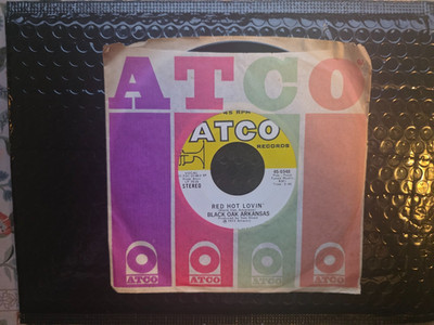 Black Oak Arkansas Red Hot Lovin 7'' 45 ATCO 45-6948 NM- w ATCO Sleeve HEARB4UBUY
