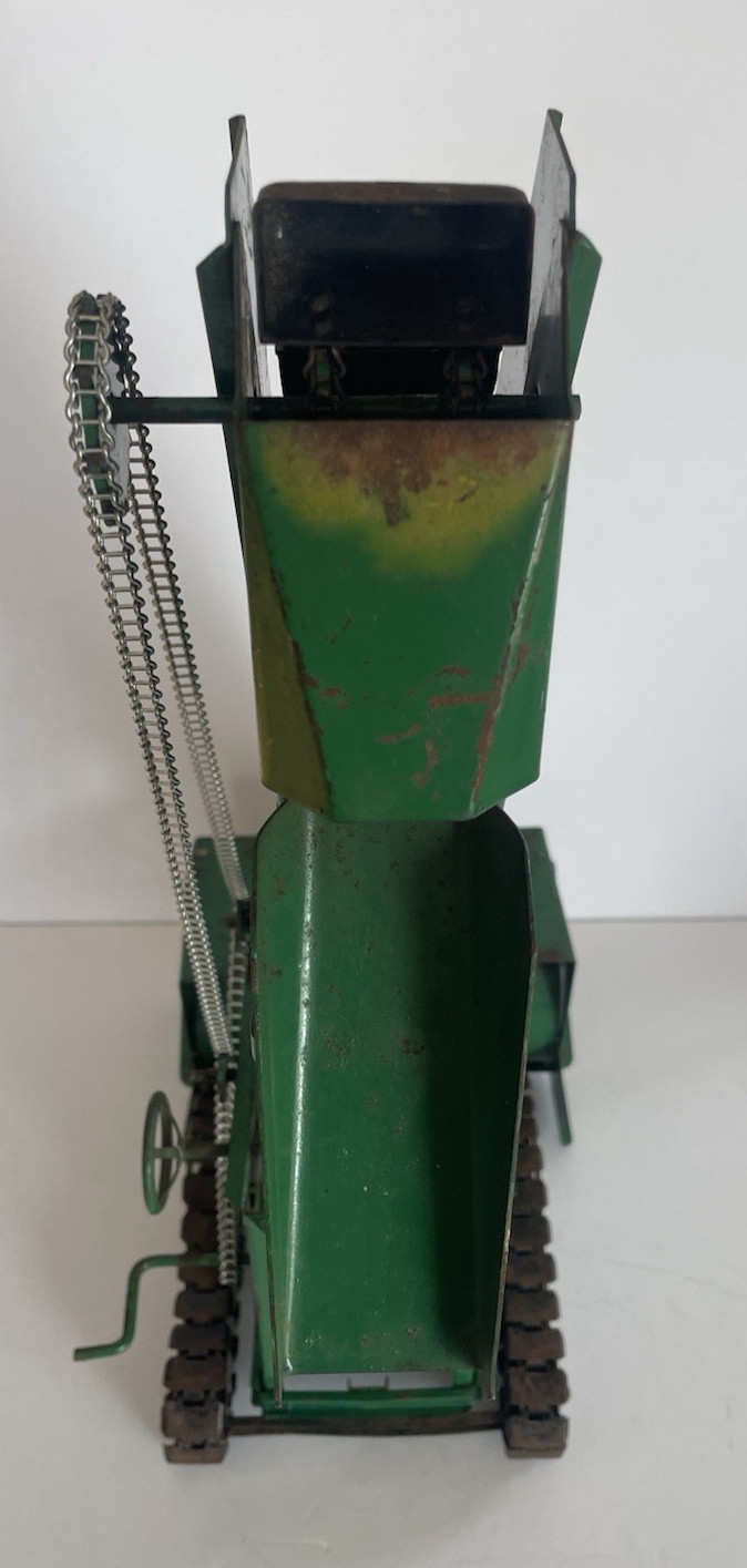 VINTAGE DOEPKE MODEL TOYS BARBER GREEN BUCKET LOADER