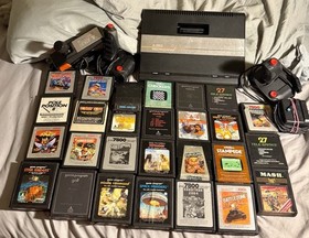 Atari 7800 ProSystem Console, Controllers & 27Game Cartridges Donkey Kong