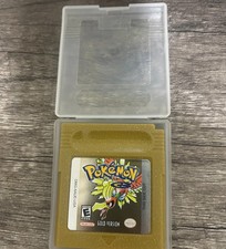 Pokemon Gold Version Nintendo Game Boy Color, 2000 GBC Tested Very Good