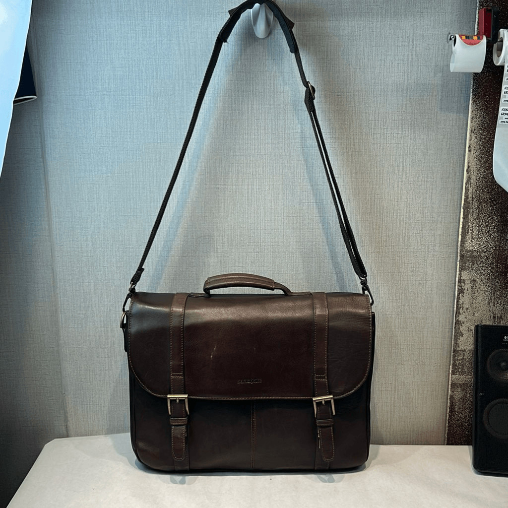 Samsonite Colombian Leather Flapover Case Messenger Bag Brown Buckle Closures image 2