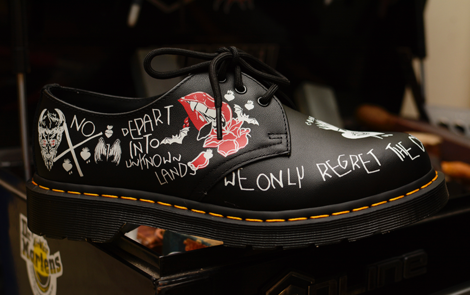 DR. MARTENS 1461 REBEL LEATHER CHAOS 
