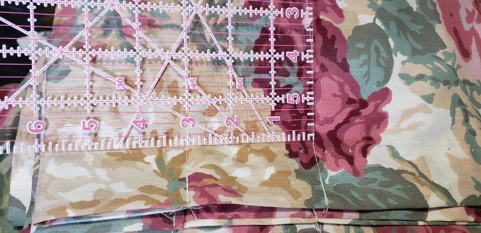 Tres cortinas de cenefa, moda croscill para el hogar, casa de campo  Foto 4 de 4