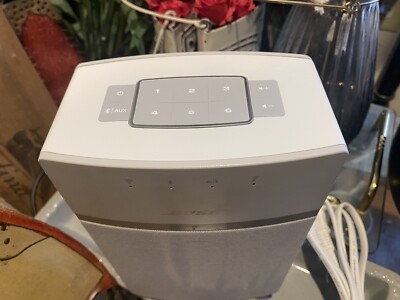 Bose SoundTouch 10 Wireless Speaker, Works with Alexa - White™mint