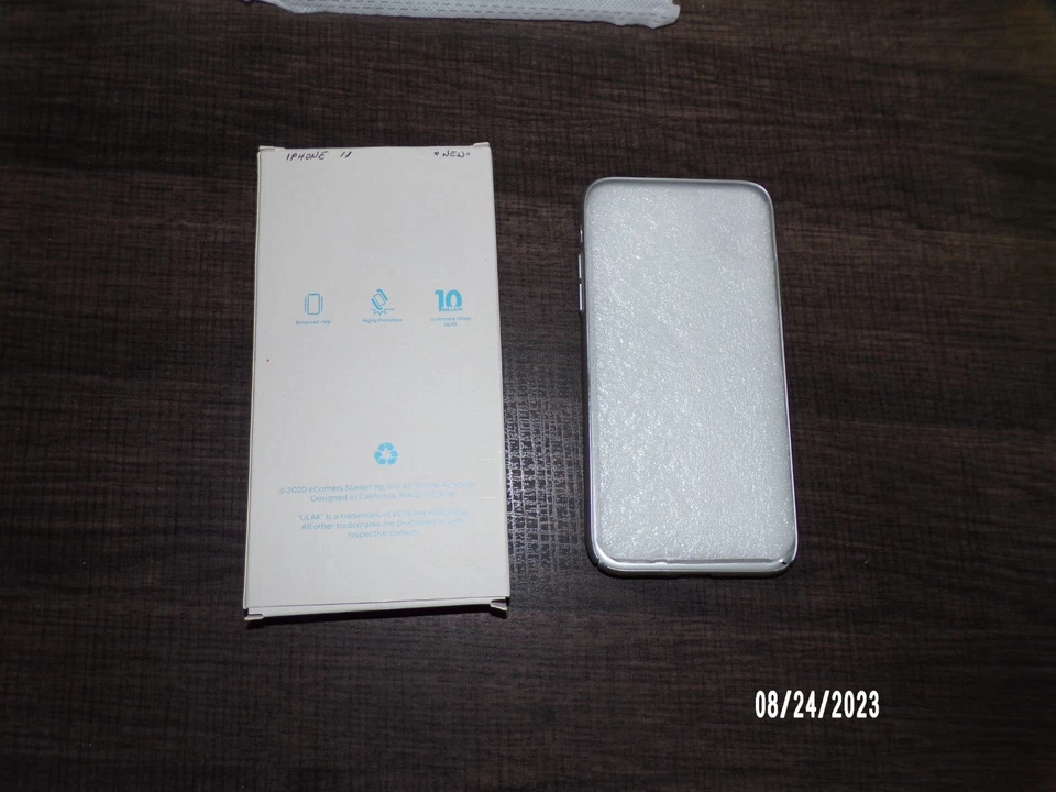 Funda rígida plateada para teléfono ULAK iPhone 11/XR Foto 4 de 4