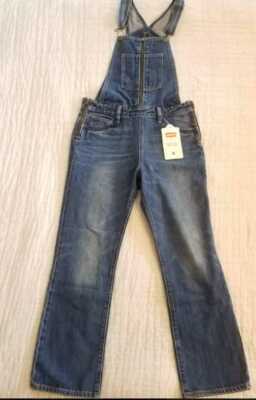 how much do levis stretch