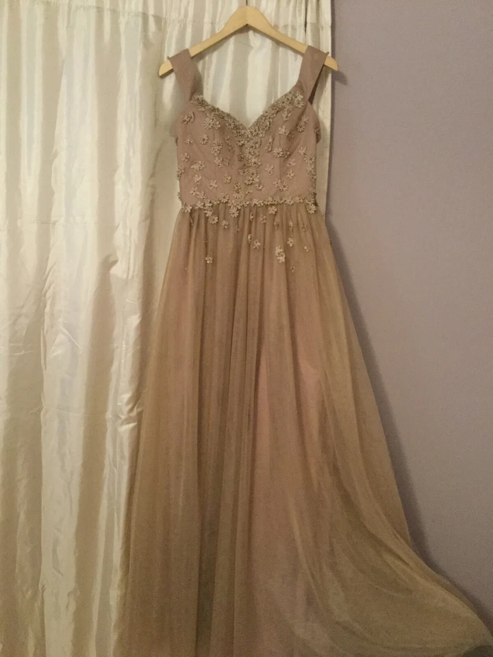 CLÁSICO-Vestido de baile estilo romántico talla 8, NUEVO HECHO A MEDIDA, GASA, BEIGE-Malva Foto 3 de 4