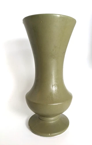Vintage MCM McCoy Floraline Avocado Green Matte Vase