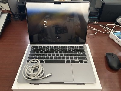Apple MacBook Air (2023) mit M2 Chip 16GB RAM und 512GB SSD   wie neu!
