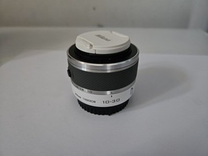 Nikon 1 Nikkor VR 10-30mm f/3.5-5.6 PD-Zoom Lens - VGC - white