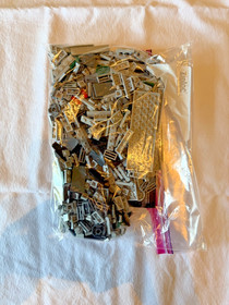 LEGO ARCHITECTURE: The Eiffel Tower (21019) Used In Good Condition /Instructions