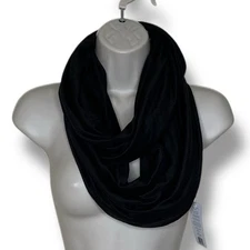 NWT Beyond Yoga Pocket Infinity Scarf Black One Size Stretch Women Zipper Soft