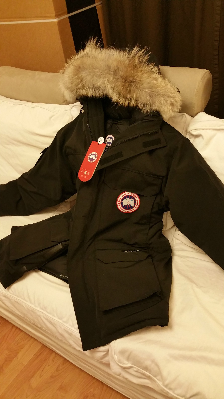 NEW "RED LABEL" EDITION "BLACK" CANADA GOOSE EXPEDITION MEDIUM FITS LG-XL PARKA image 5