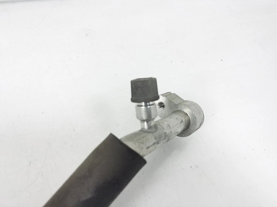 Manguera de succión aire acondicionado Lexus Ct200h 2011-2017 línea 88707-47041 Foto 2 de 4