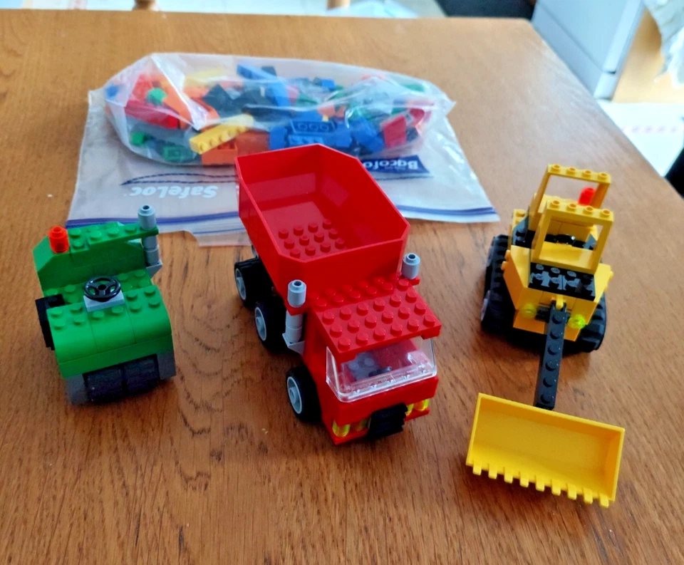 LEGO 6187 Road Construction Set, photo 1 of 5
