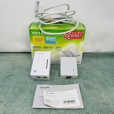 TP-LINK 300Mbps AV600 WiFi Powerline Extender TL-WPA4220 With Box