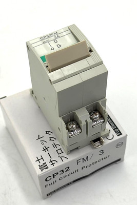 Fuji Electric CP32FM/3 Circuit Protector | 3A | 2-polig ( 1 Stück )