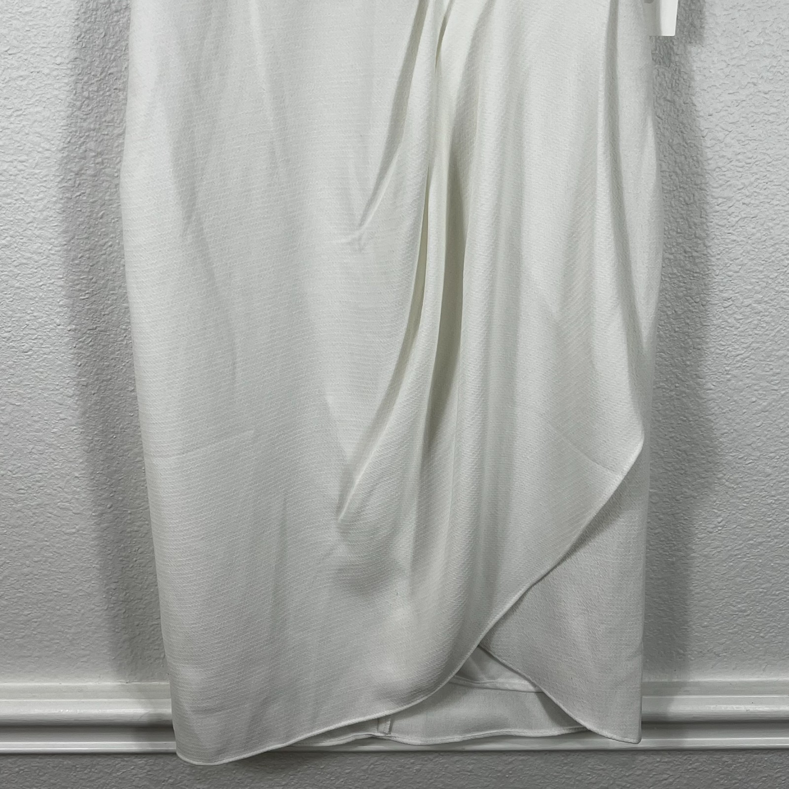 Red Dress Boutique DO+BE Be Fiercely You White Dress Women's Small White NWT