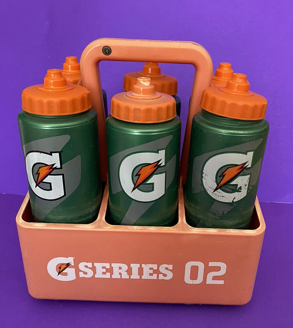 Gatorade G2 6 Pack Holder Carrier With Six 32 oz. Green Squeeze