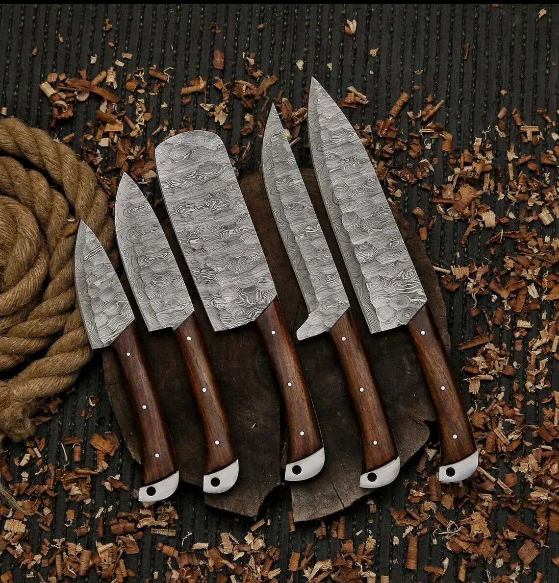 Hand-Forged Damascus Steel Chef Knife Set–5-Piece Kitchen & BBQ Knives w/ Sheath