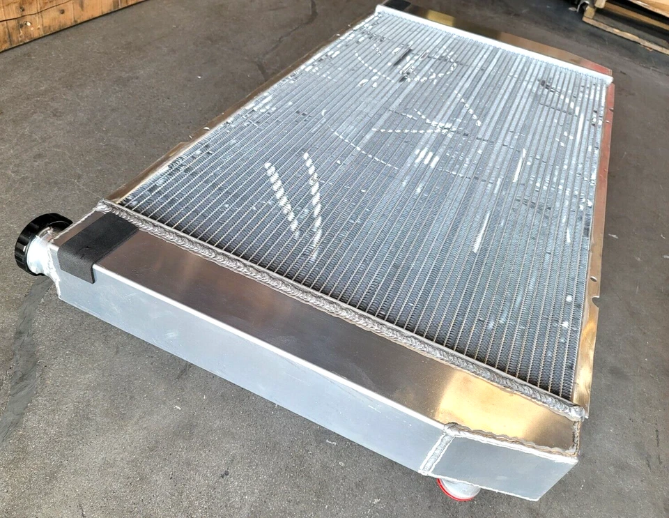 4 Row Full Aluminum Radiator + Shroud Fan + Relay for 1994-2000 Chevy Foto 3 de 4