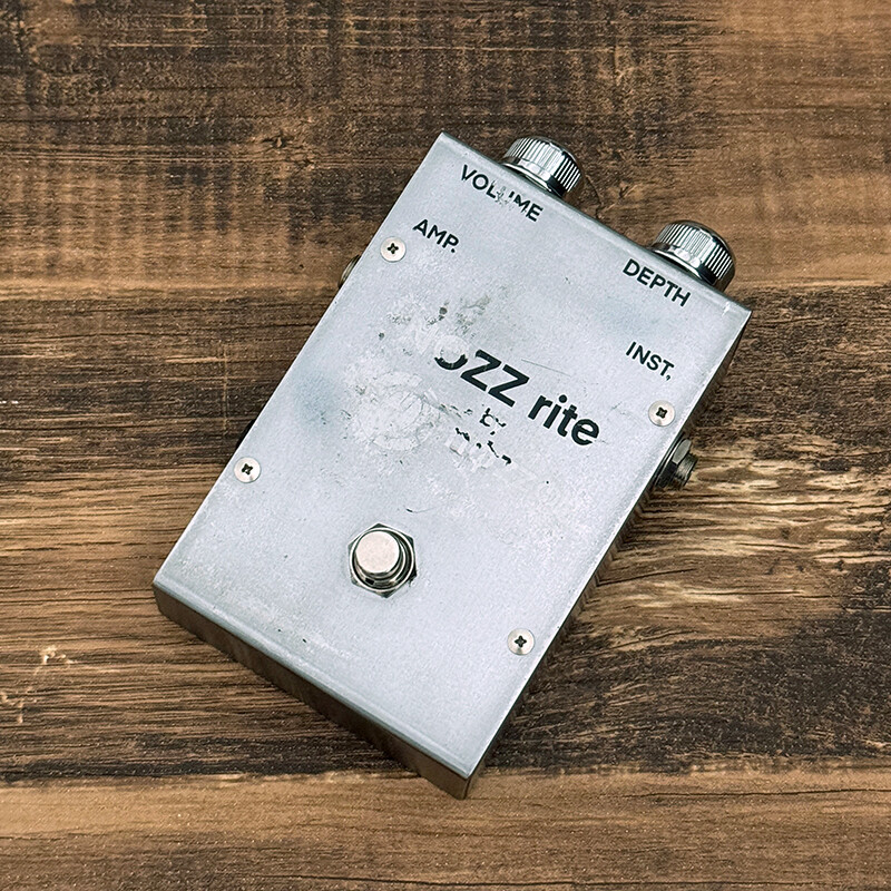 値下げ：NOZZO EFECTS NOZZ rite Fuzz NOZZO EFFECTS NOZZ rite (極性変換のケーブル付き) - メルカリ