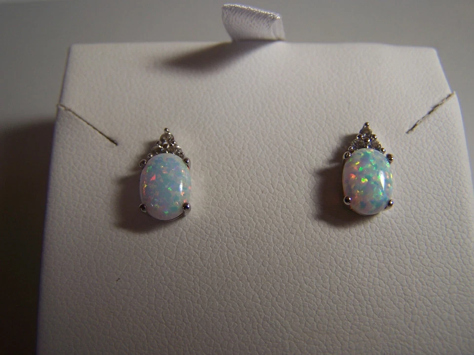 COLLAR Y PENDIENTES HELZBERG DIAMANTES "I AM LOVE" ÓPALO CREADO EN LABORATORIO CON ZAFIROS Foto 3 de 4