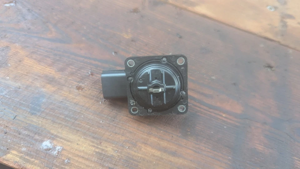 EGR Valve 福特 Escape 2005 - 2015 - 二手(良好) — 第 4/4 张图片