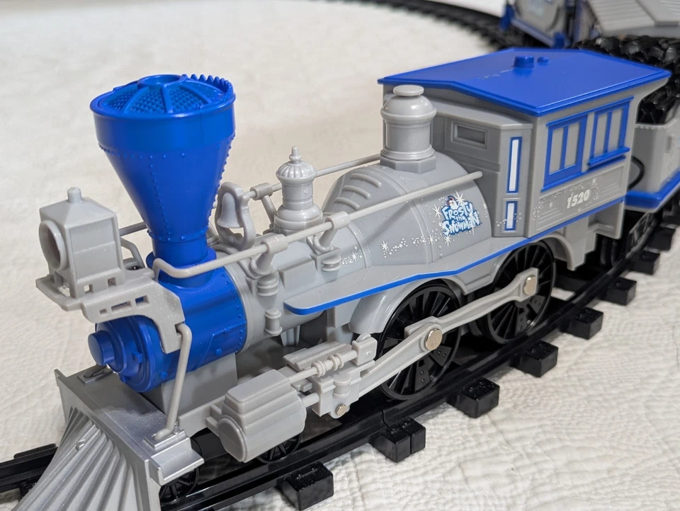 Lionel Frosty the Snowman G Gauge 55" X 72" Train Set 7-11498 Complete & Tested - Image 4 of 4