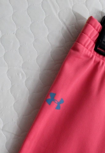 Under Armour Girls 5 Slim Coral Pink Athletic Pants Elastic Waist *GUC* - Picture 4 of 4